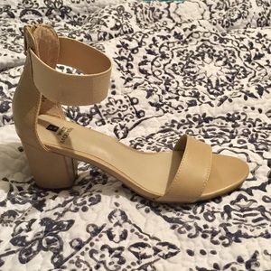 Strappy Block Heel Sandals Nude 7.5 White Mountain